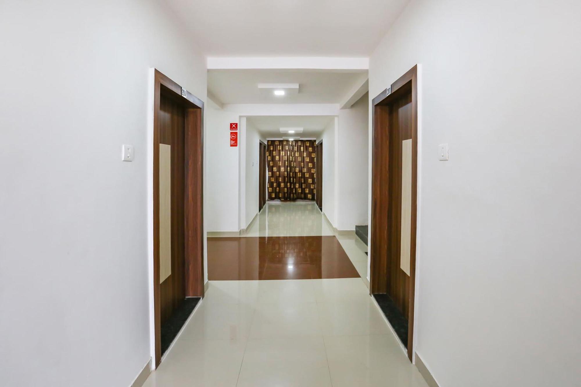 Hotel O Pingara Executive Phursungi Exterior foto